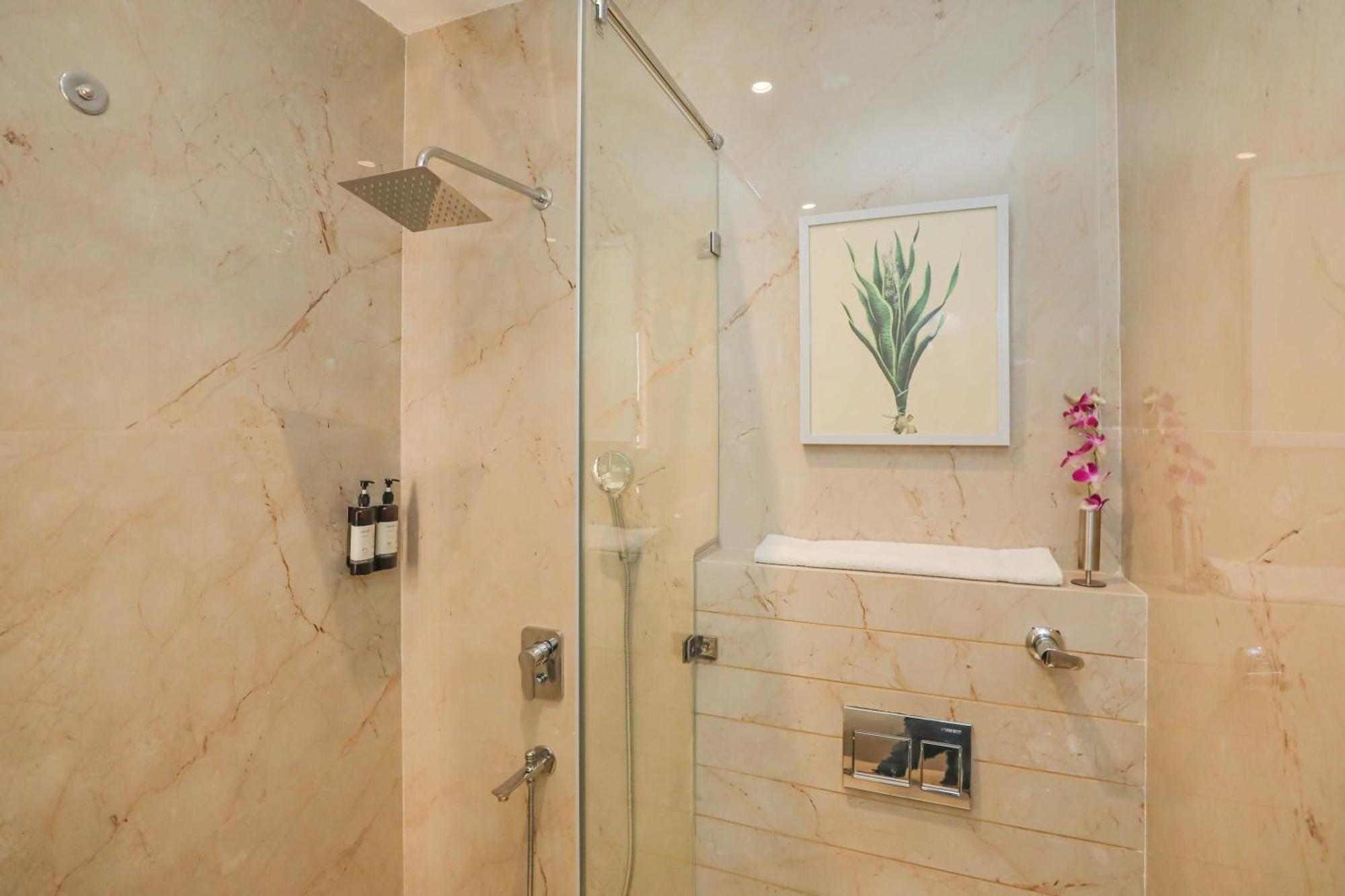 Regenta Place Phagwara By Royal Orchid Hotels Limited Ngoại thất bức ảnh